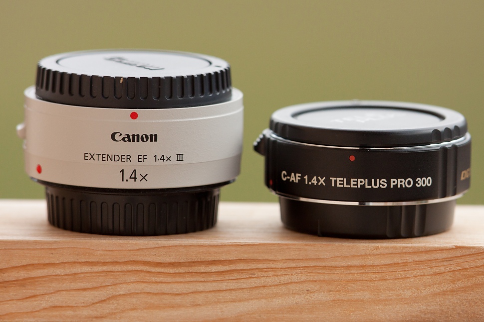 Canon EF 1.4x III a Kenko TELEPLUS PRO 300 AF 1.4X DGX